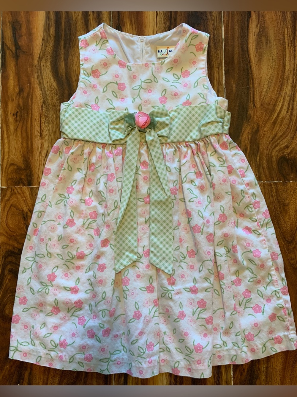 Vintage B.T. Kids Pink Green Floral Gingham 4/5 Girls Dress.                3390